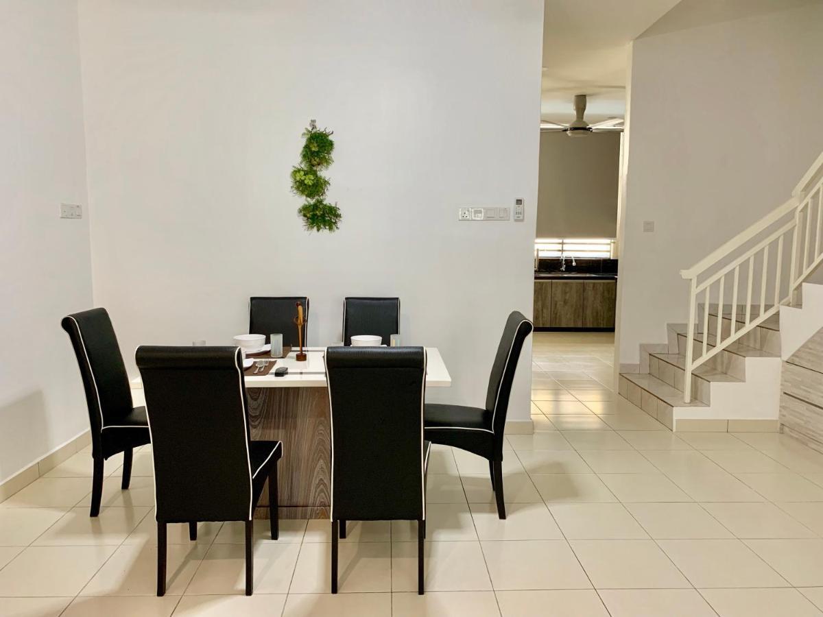 Brand New Cosy Minimalist Home Butterworth Extérieur photo
